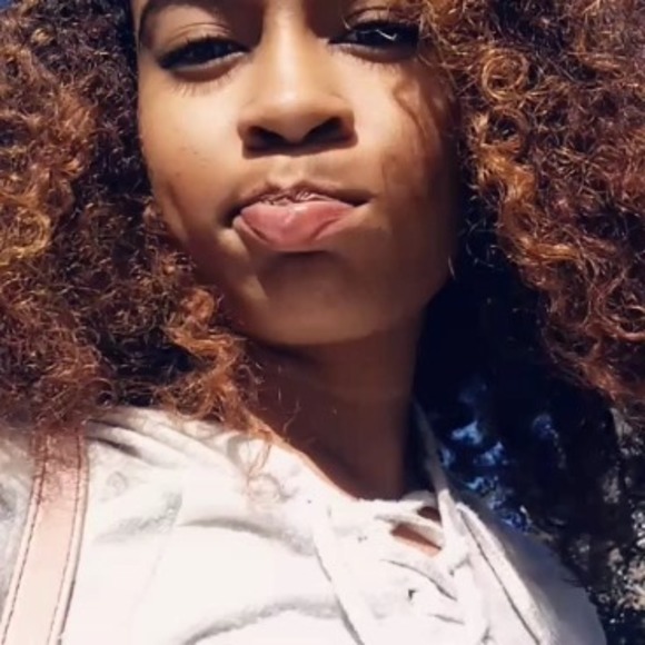 Meet your Posher, Honey - Picture 1 of 1